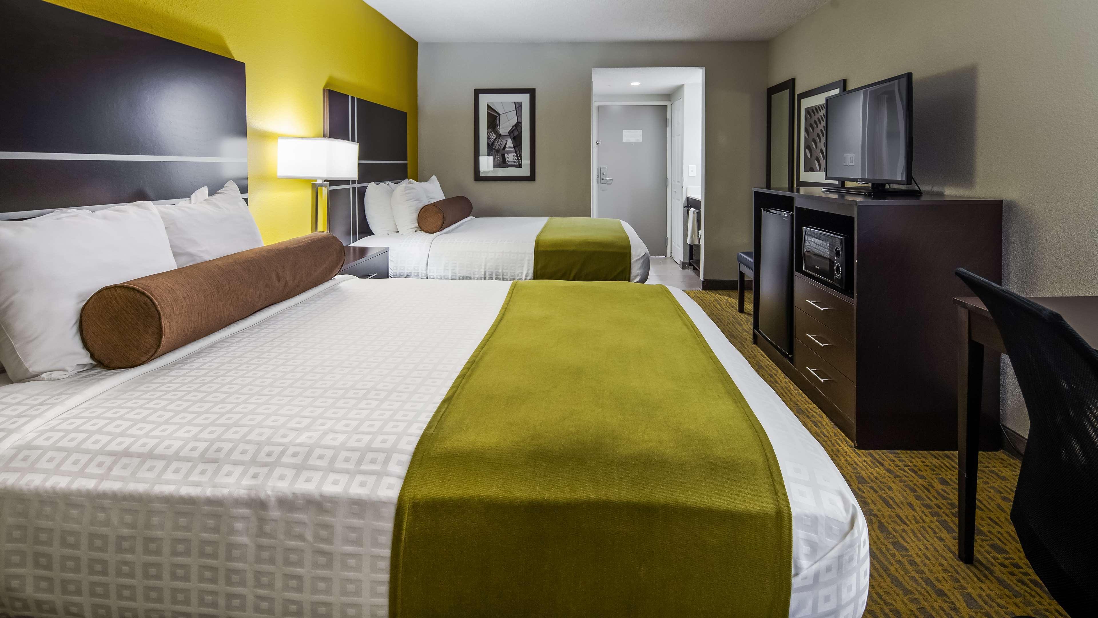 Best Western Plus Hanes Mall Уинстон-Сейлем Экстерьер фото