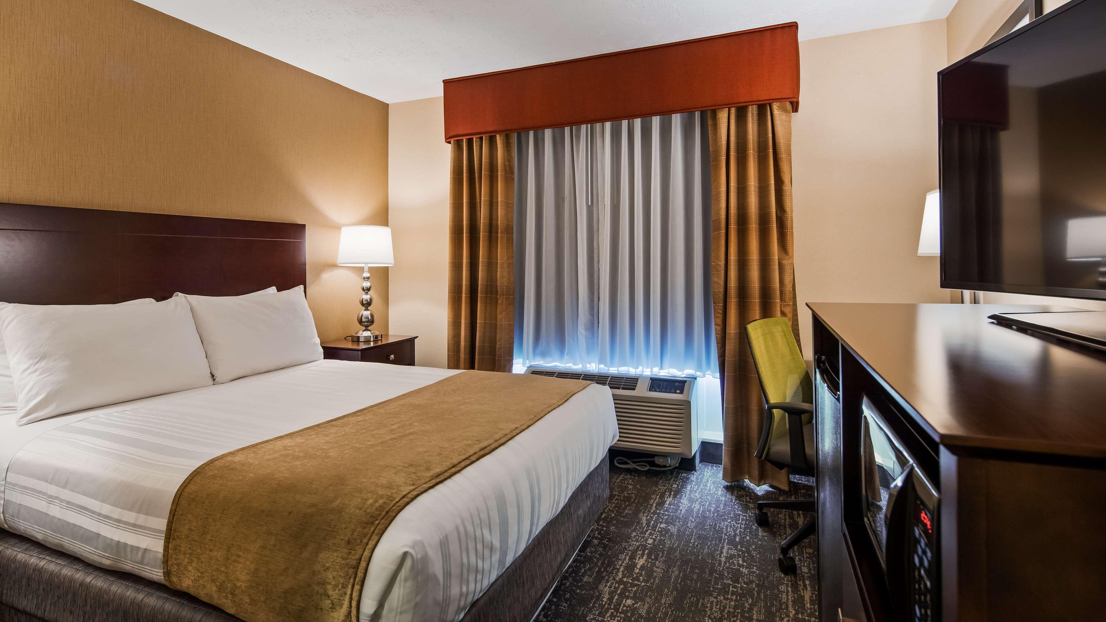 Best Western Plus Hanes Mall Уинстон-Сейлем Экстерьер фото