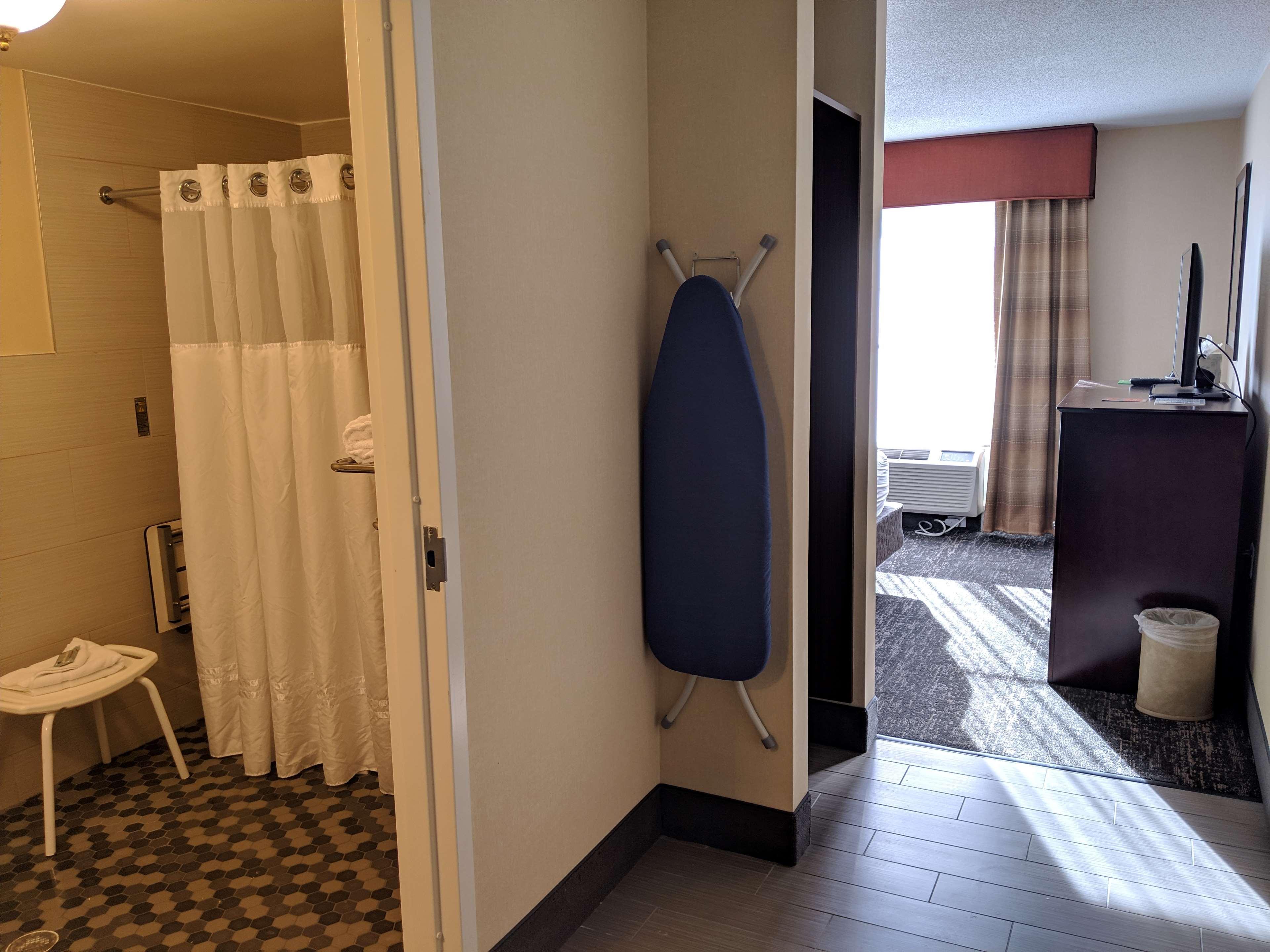 Best Western Plus Hanes Mall Уинстон-Сейлем Экстерьер фото