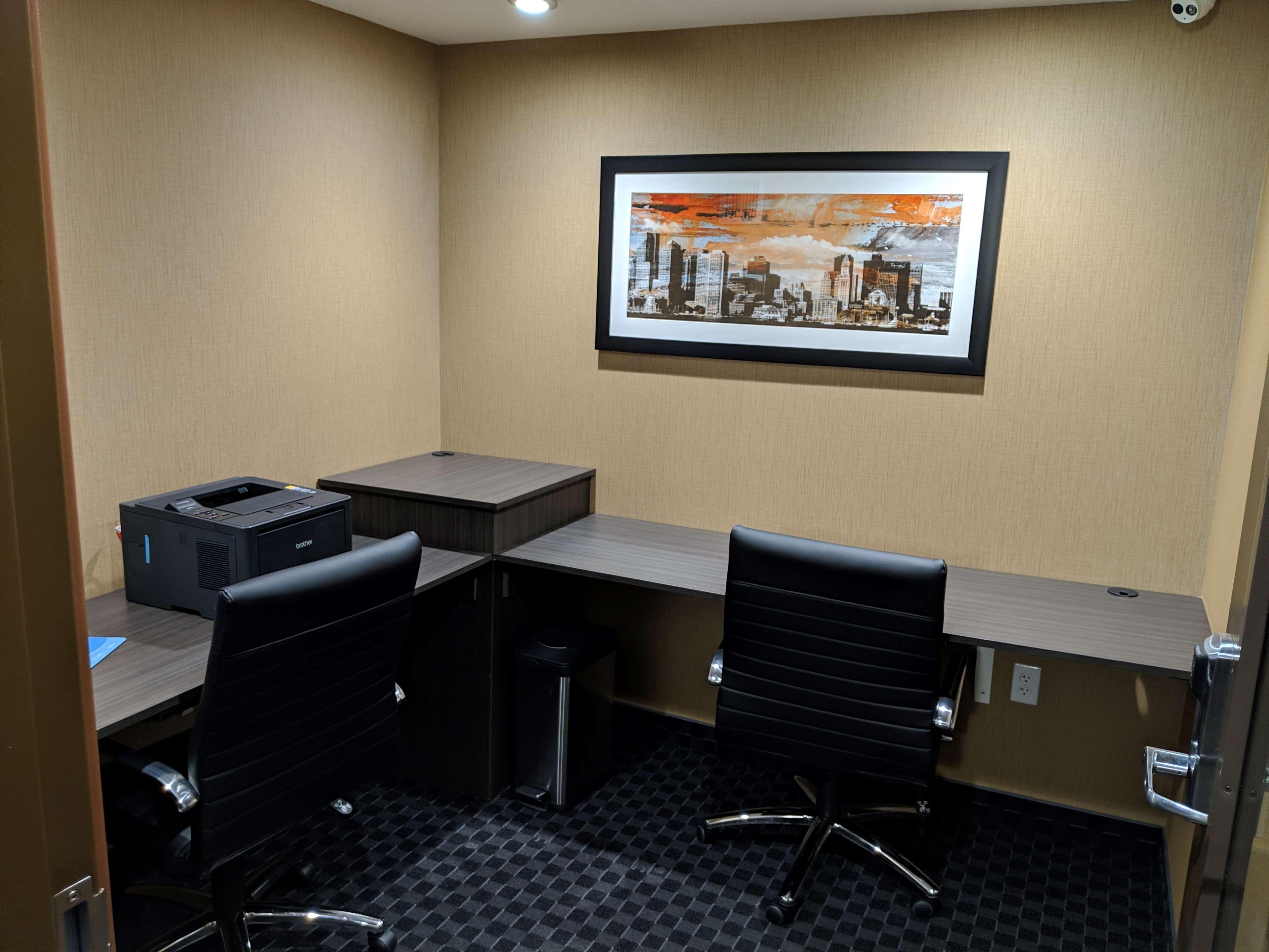 Best Western Plus Hanes Mall Уинстон-Сейлем Экстерьер фото