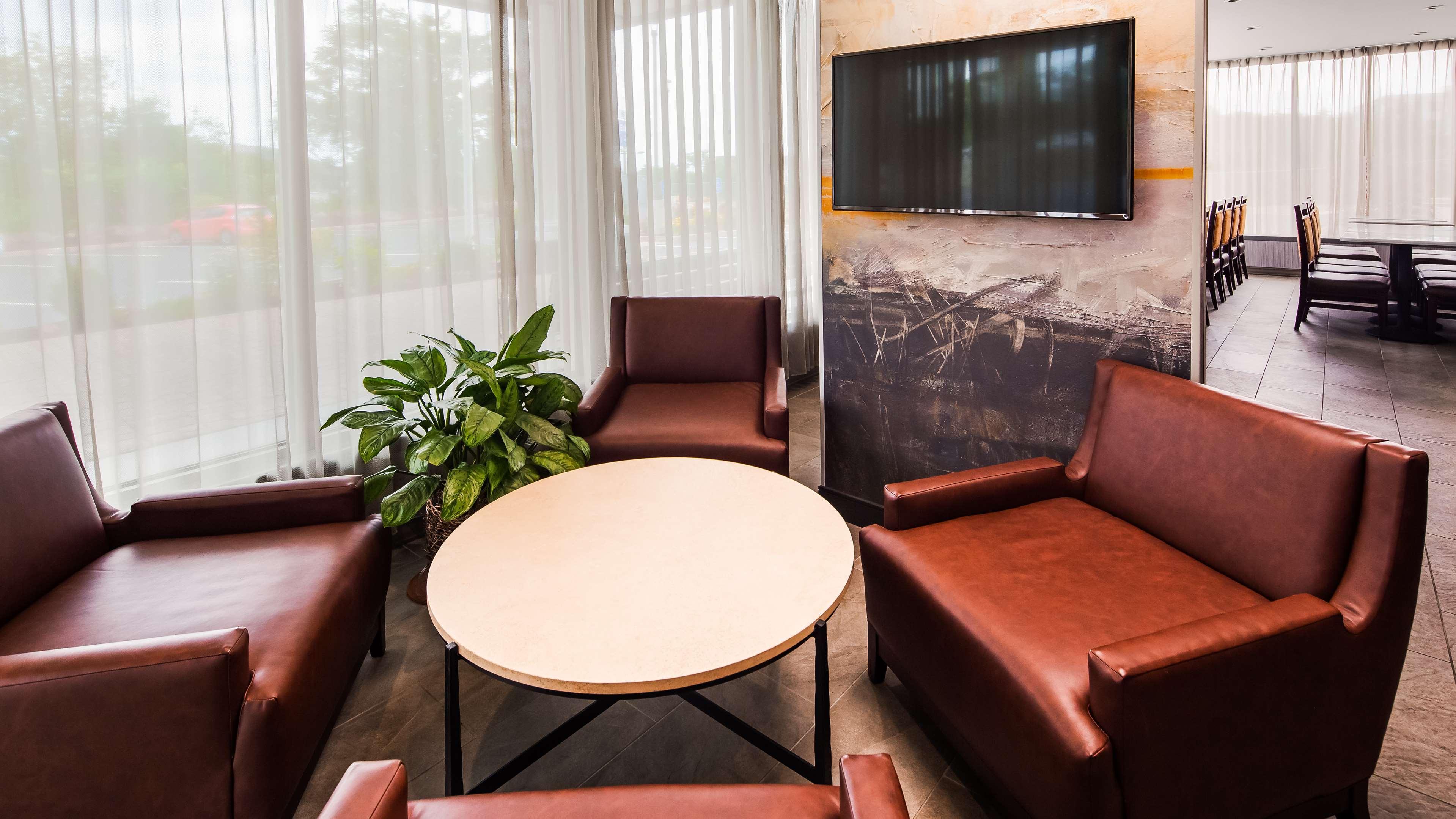 Best Western Plus Hanes Mall Уинстон-Сейлем Экстерьер фото