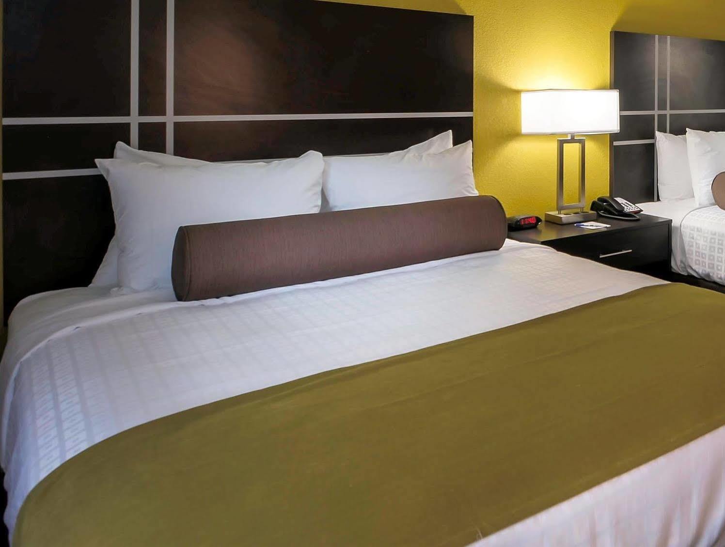 Best Western Plus Hanes Mall Уинстон-Сейлем Экстерьер фото