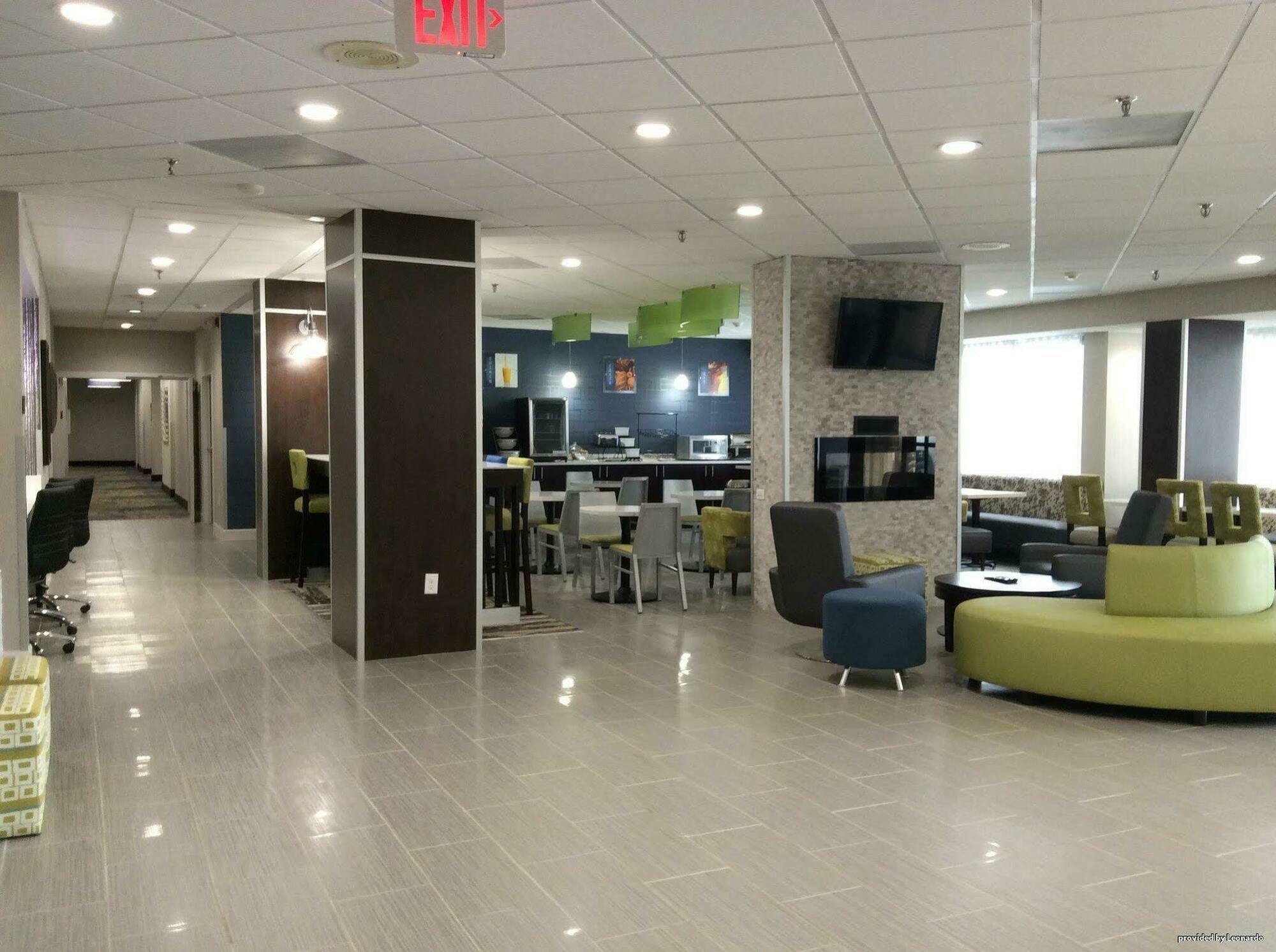 Best Western Plus Hanes Mall Уинстон-Сейлем Экстерьер фото